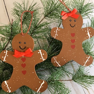 Gingerbread Man Christmas Ornament: Tree Decor