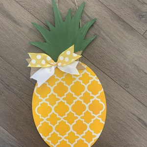 Pineapple Door Hanger Pineapple Decor Front Door Hanger Porch Decoration Pineapple Wall Art Wall Decor Summer Decor Door Decor image 2