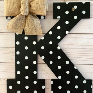 Monogramm Türschild - Haustür Dekor - Türdekoration - Türschild - Wandbehang Buchstaben - Monogramm Buchstaben - Raumdeko - Polka Dot