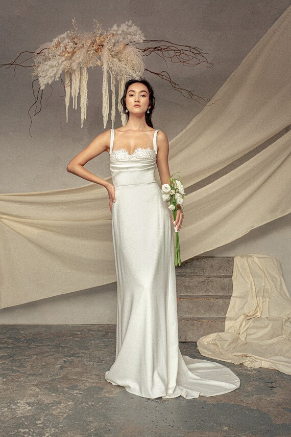 wedding dresses loose fitting Illusion Fitted Wedding Dresses,Bridal Dress with Long Sleeves,WD00449, US26W / White