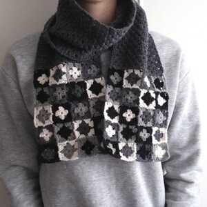 Crochet scarf pattern,"Marsilea" mini granny squares scarf, PDF beginner pattern,black white gray neckwarmer,easy crochet scarf pattern image 3