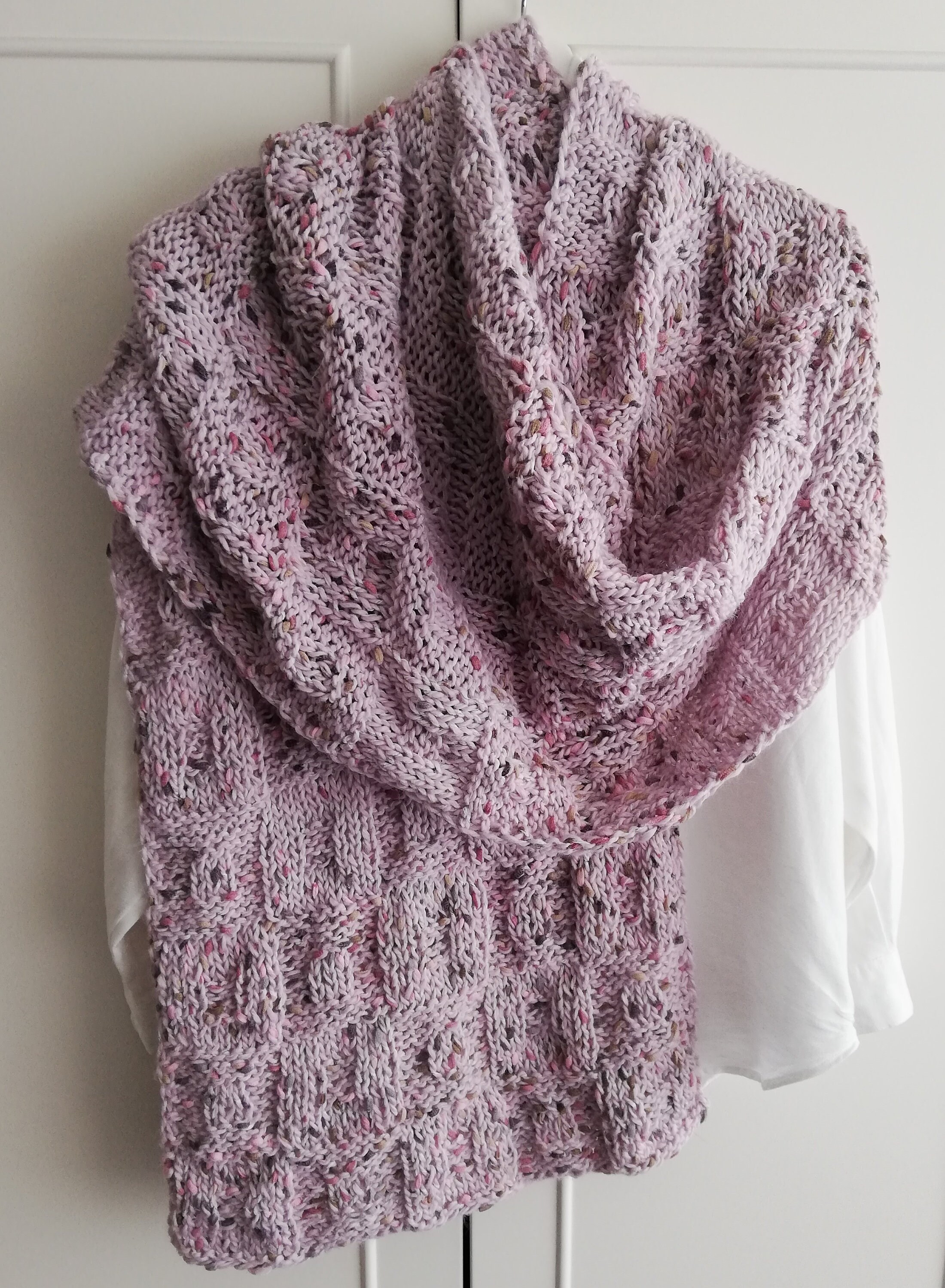 Knitting Shawl Pattern / Beginners Knitting Pattern / Chunky Knitting