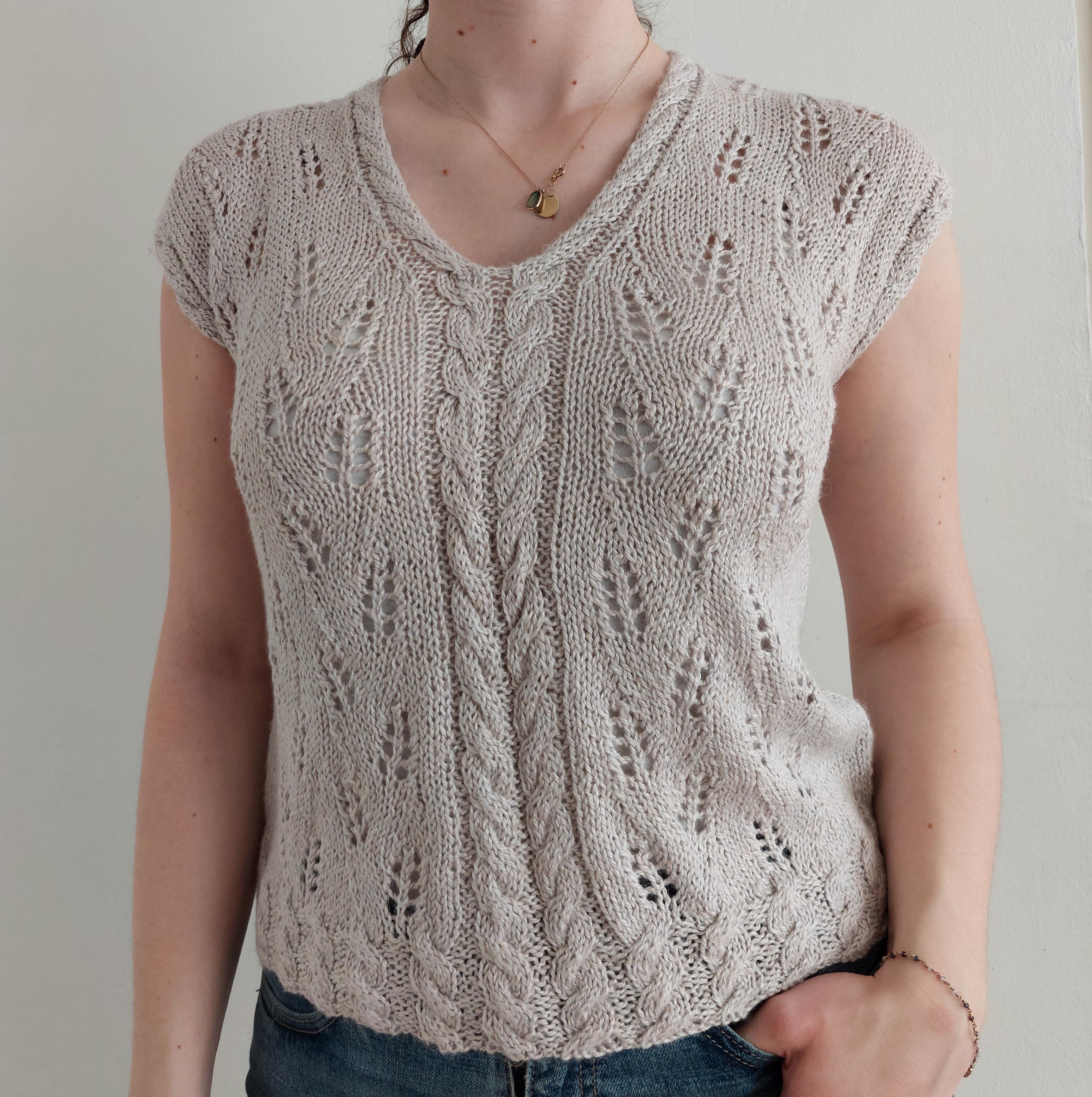 Knitting Pattern Top V-neck/ Little Romantic Tee Summer Top Knit