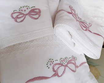 Towel set, 3 pieces, bath, face, hand, hand embroidery, bathroom, baby girl gift, baby shower, new born, new baby, birthday, baptism