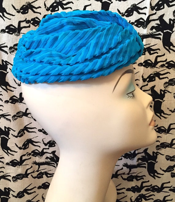 Vintage 1950s Velvet Turban Hat Turquoise Velvet … - image 2