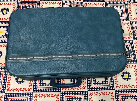 Vintage 1970s Sears Blue Vinyl Weekender Small Ove