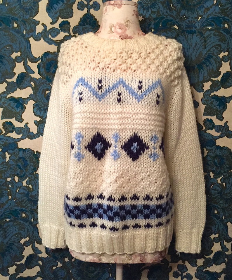 Vintage 1980s Southwestern Print Cozy Sweater Retro Sweater Boho Hippie
