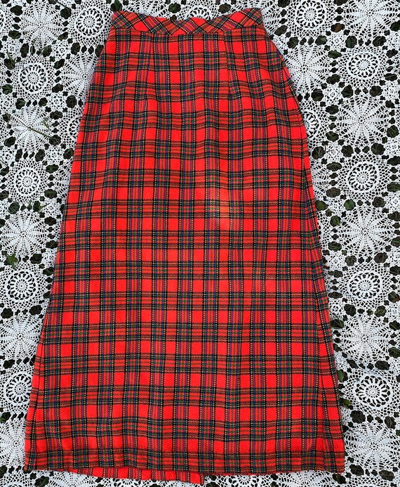 Vintage 1960s 1970s Lanz Original Red Plaid Wrap Styl… Gem