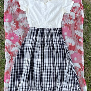 Vintage AS IS 1950s Dress Gingham Cotton Fit and Flare Side Zip Dress Retro MCM Black and White Plaid Gingham Dress Rockabilly