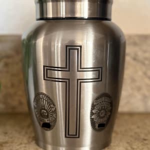 Custom stainless steel cremation Urn