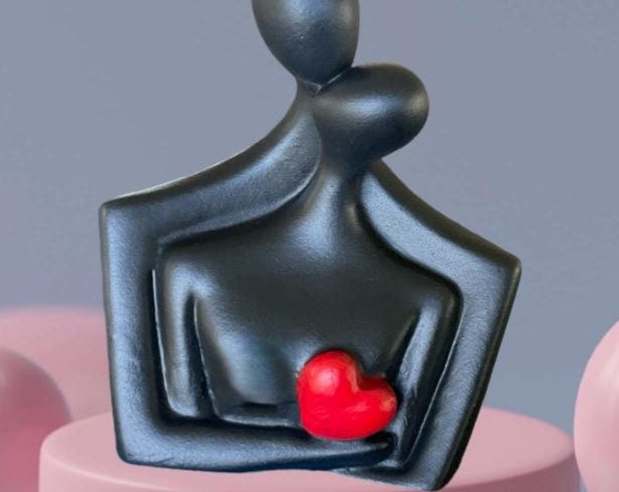 3D Concrete Love Couple Figurine: Minimalist Black Ornament with Red Heart