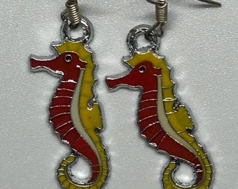 Bright Seahorse earrings, enameled charms, lead and nickel free N