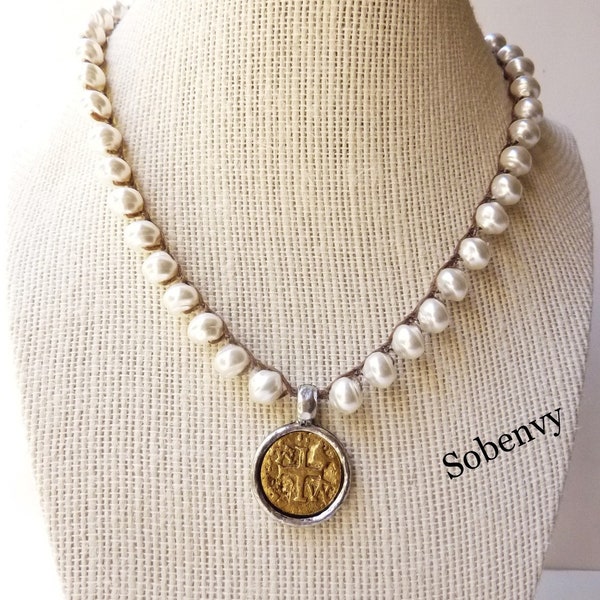 White Pearl Crochet Necklace, Doubloon Ancient Coin, Boho Necklace, Pearl Necklace Charm, crochet necklace, elegant pearls