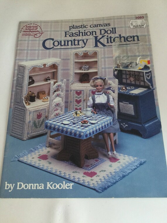 FASHION DOLL CORNER CABINET ~ Plastic Canvas Pattern