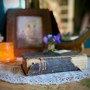 Antique Book of Common Prayer with Hymns Ancient and Modern - William Clowes C.1904