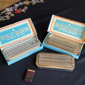 ジョブロット - カミソリ3ロールと刃箱