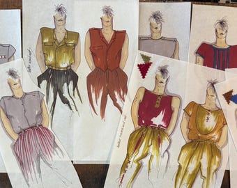 Op de afbeelding: Een verzameling modeschetsen met gestileerde figuren in verschillende outfits. De tekeningen tonen een reeks tops, waaronder vesten en shirts, gecombineerd met broeken met hoge taille. Het kleurenpalet omvat tinten grijs, rood, geel en bruin.