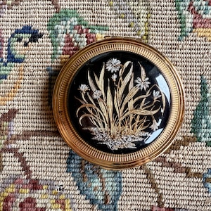 Vintage Kigu Powder Compact