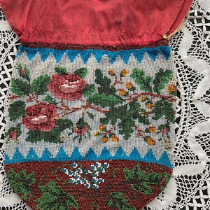 Victorian Micro Beaded Bag