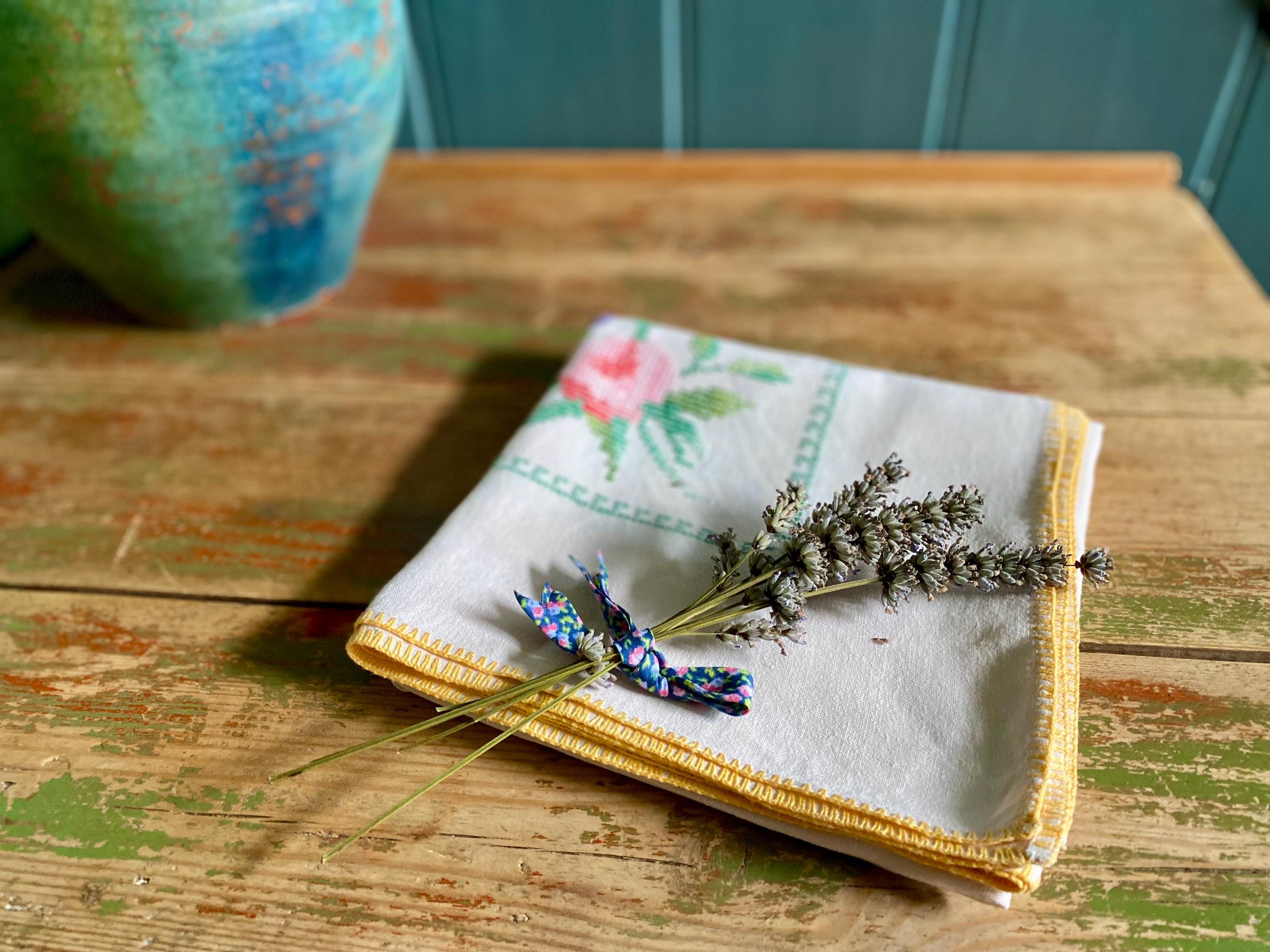 テーブルクロス - ヴィンテージ刺繍クロスステッチ - Etsy 日本