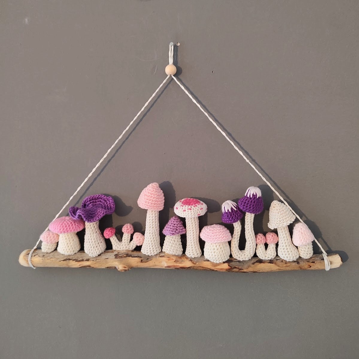 Décoration/Mobile Bois et Champignons Au Crochet