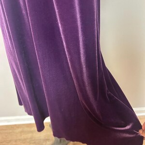 Vintage Free People Purple Velvet dress with Rhinestone/silver accent pin. afbeelding 4