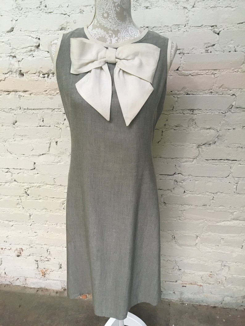 White Bow and Gray Linen Streetwear Linen Shift dress.