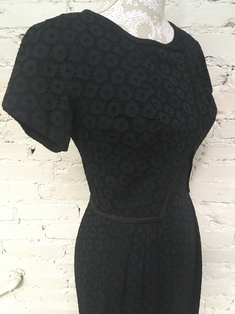 This is an "Leslie Fay Original" black eyelet cotton shift day dress ca 1960 Sz M In fantastic shape. image 2