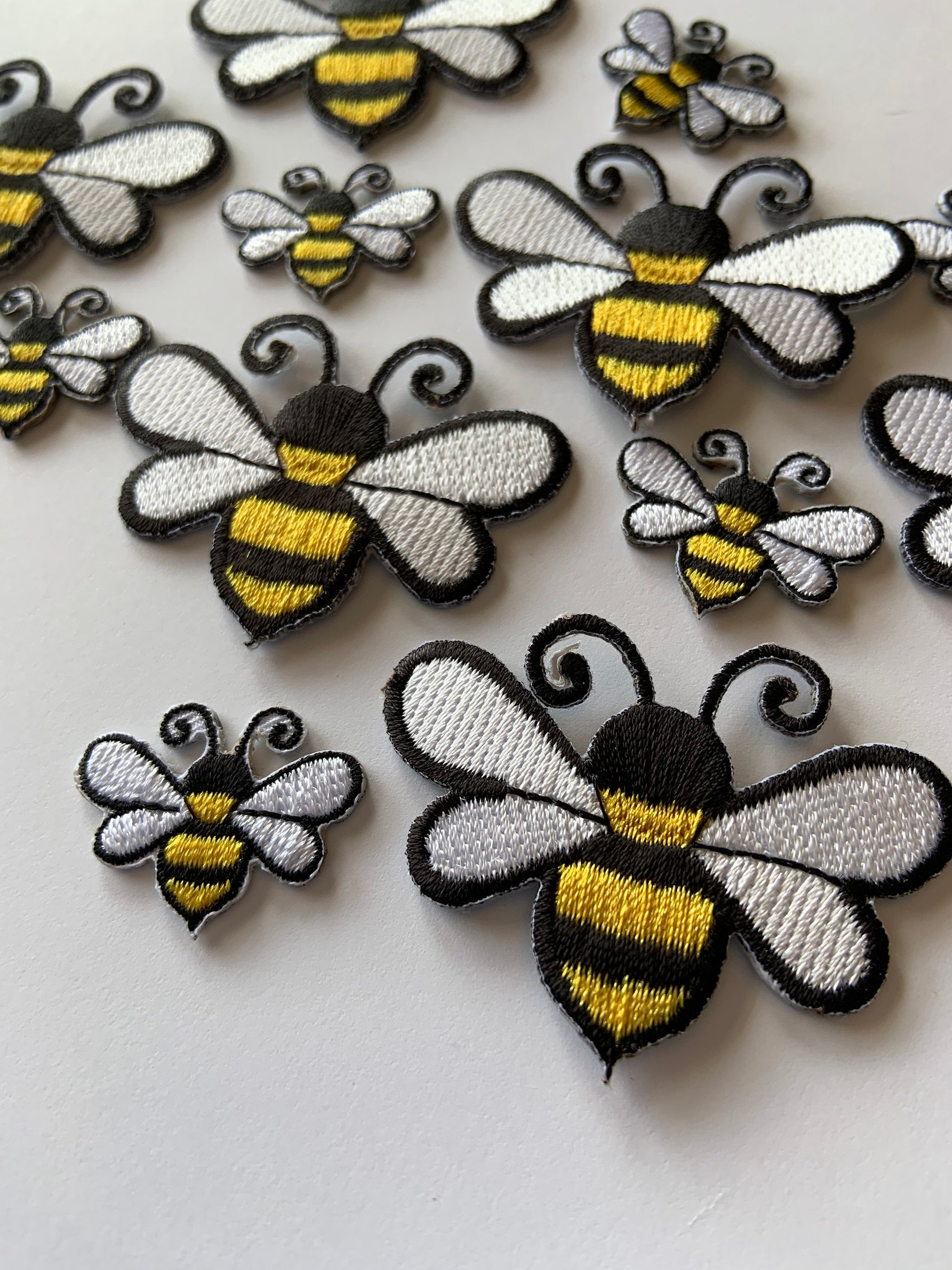 IRON ON PATCH One Tiny or Small Bee 0.75t X 1w - Etsy