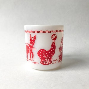 Vintage Milk Glass Circus Mug // Vintage Hazel Atlas Circus Clown & Animal Scene Cup image 4