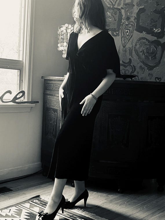1930s Art Deco Bias Cut Silk Velvet Black Mid Calf Le… - Gem