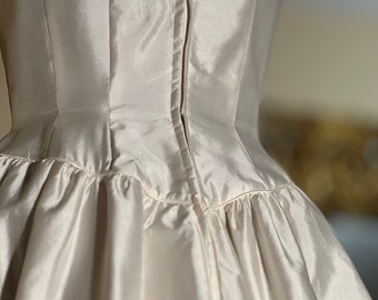 1950s White Silk Pearl Beading Embroidered Train Exquisite Bridal Gown SzS