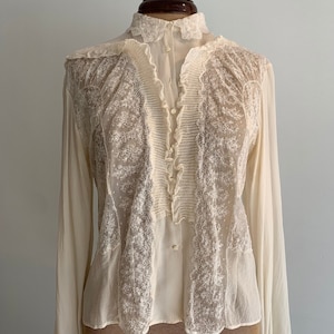 1930&#39;s White Chantilly Lace  Handmade Silk Crepe Blouse Made in France Sz Petite
