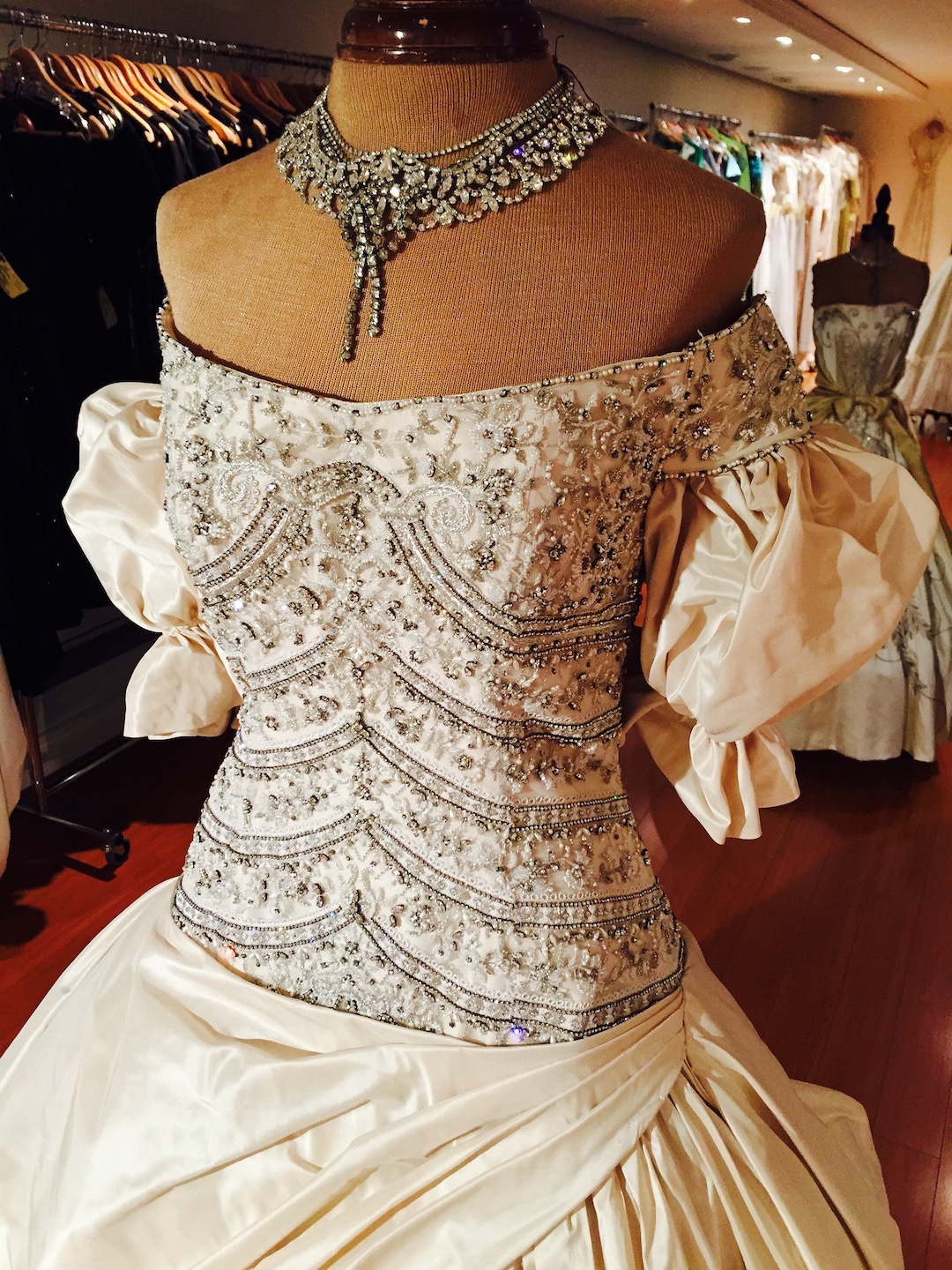 2000's Ines Di Santo Couture Cream Hand Beaded Silk Taffeta