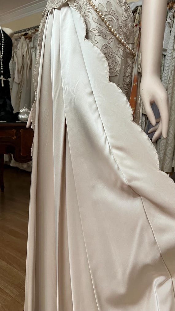 1950s “Elle Part Pour l’Europe” | Ivory Silk &  French Guipure Lace Gown | Audrey Hepburn Era Elegance | A Divine Decadence Original Sz P View 4