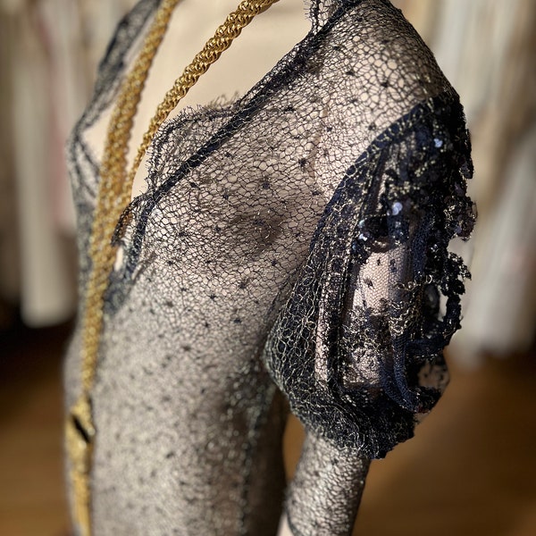 1980s Met-Gala Metallic Gold Mesh n Blue lace, Sequins n Puffy Sleeves Vintage Couture Gown British Designer fm London, England Sz P/S/M