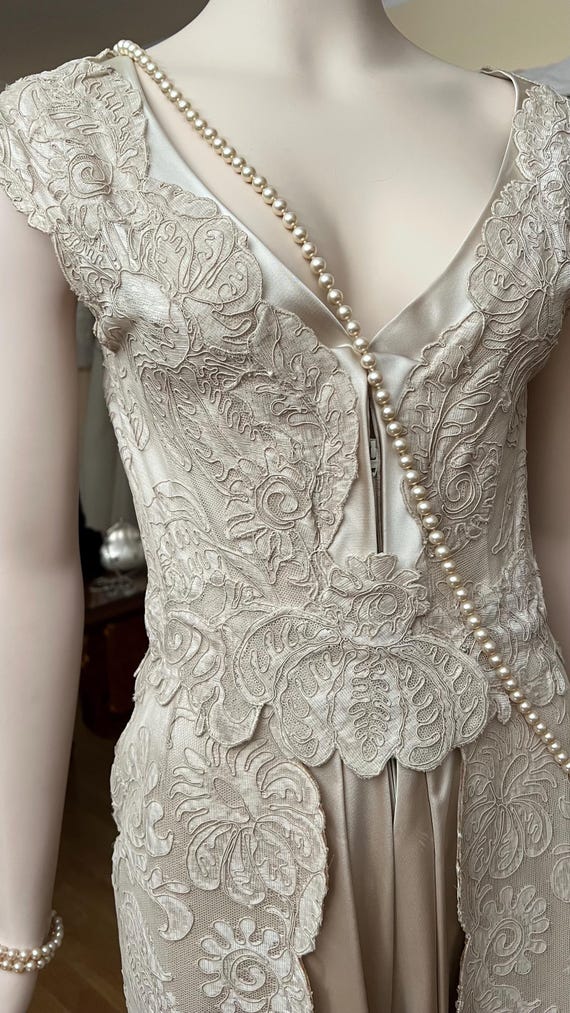 1950s “Elle Part Pour l’Europe” | Ivory Silk &  French Guipure Lace Gown | Audrey Hepburn Era Elegance | A Divine Decadence Original Sz P View 2