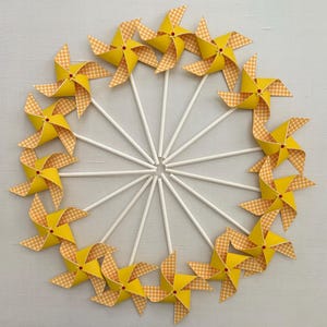 Picnic birthday pinwheels in bright yellow | Yellow gingham pinwheels | Gingham pinwheels | Garden party for kids birthday