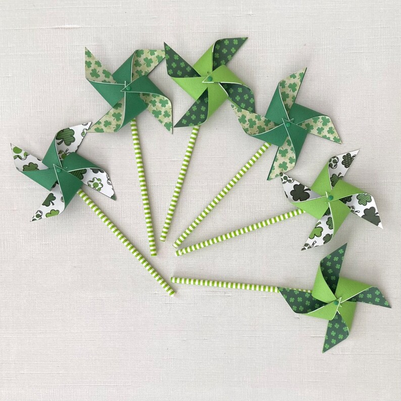 St Patrick's Day Spinning Pinwheels | Shamrocks Pinwheels | Green ...