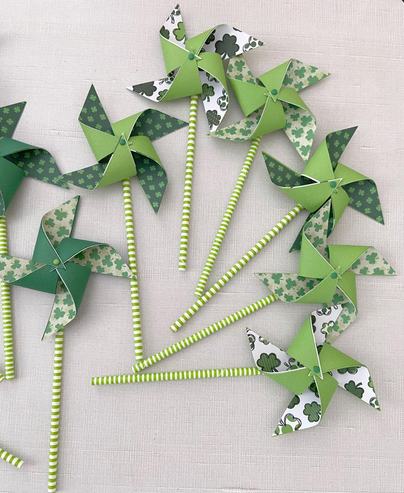 St Patrick's Day Spinning Pinwheels | Shamrocks Pinwheels | Green ...