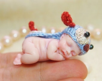 Puppy - Custom hand sculpted OOAK baby - Micro mini reborn - Polymer clay original art doll 1:12 dollhouse scale miniature