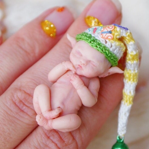 Ready-to-ship - Butterfly Elf - hand sculpted OOAK reborn doll - 1:12 scale Mini newborn baby - Polymer clay original art doll 1.5 inches