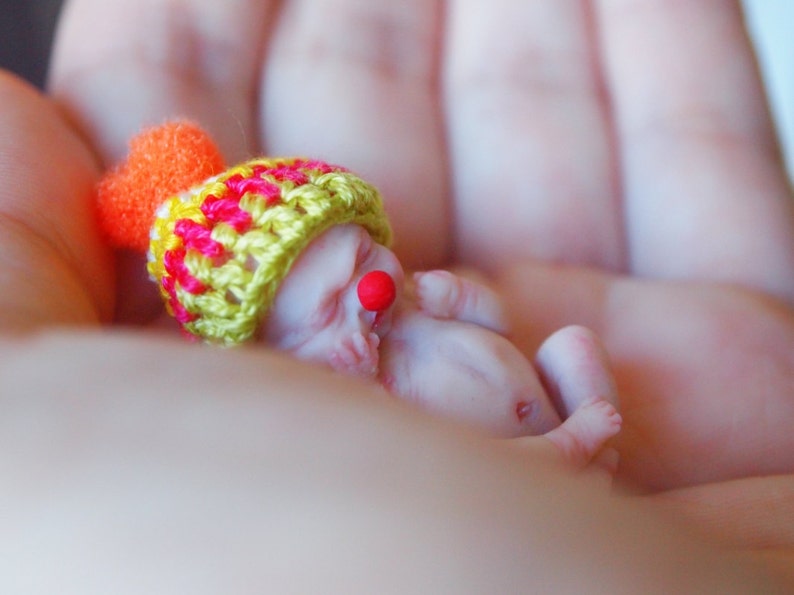 Baby clown Custom hand sculpted OOAK 1:12 Micro mini newborn Polymer clay original hand sculpted art dolls 1.3-1.5 dollhouse scale image 1