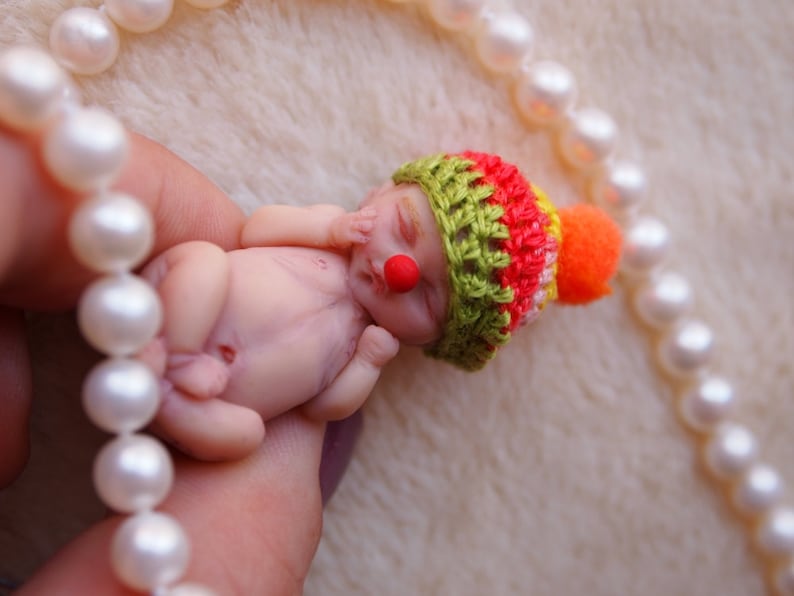 Baby clown Custom hand sculpted OOAK 1:12 Micro mini newborn Polymer clay original hand sculpted art dolls 1.3-1.5 dollhouse scale image 2