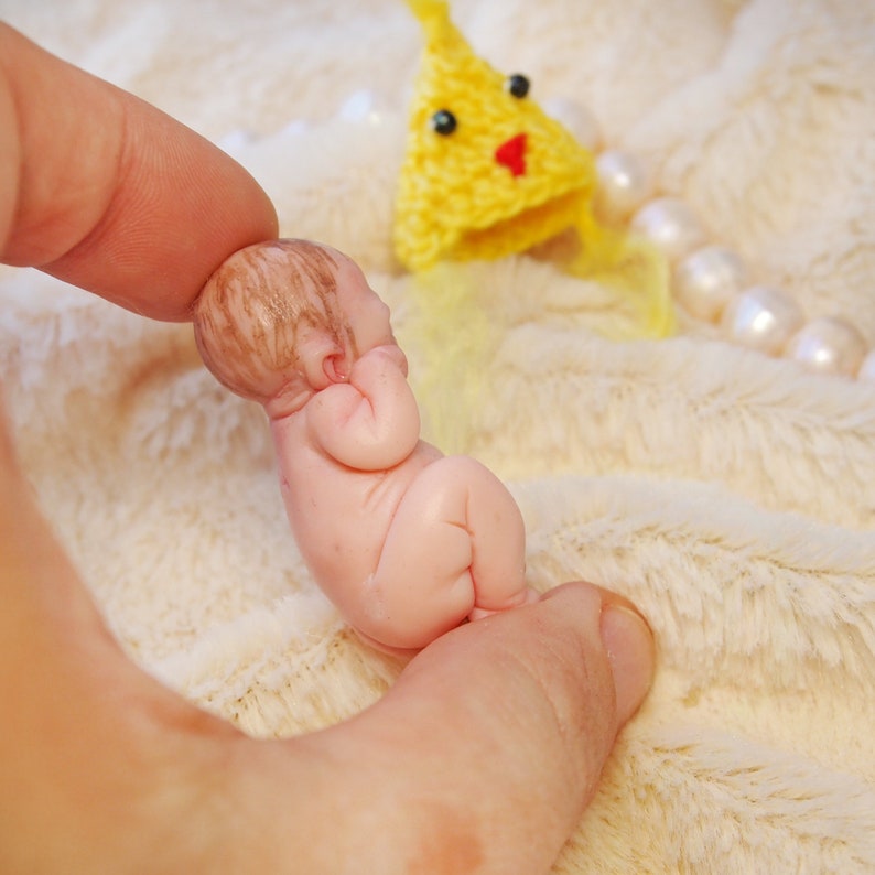 Ready-to-ship Chick OOAK reborn baby miniature hand sculpted Mini doll 1:12 dollhouse scale Polymer clay original art doll 1.5 inch image 7