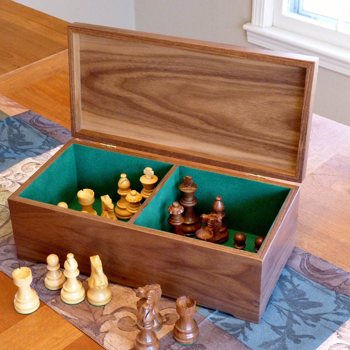 Handmade Wooden Storage Box for Chess Pieces (Size: Regular)
