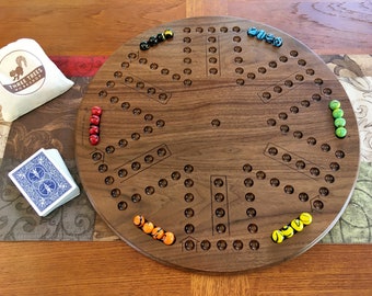 Juego de cartas y canicas de doble cara hecho a mano: Nogal macizo, canicas de vidrio.