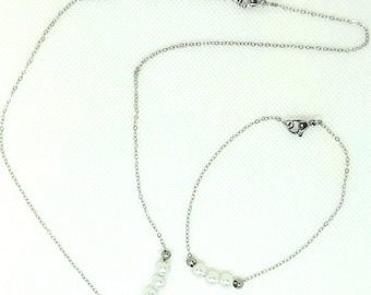 Faux Pearl Necklace & Bracelet