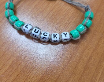 Green bead hemp bracelet LUCKY