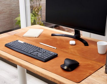 Capra Leather Desk Pad Tan, Organizador de blotter de tapete hecho a mano, Accesorios de suministros de oficina, Oficina en casa para computadora portátil. Regalo de monograma personalizado